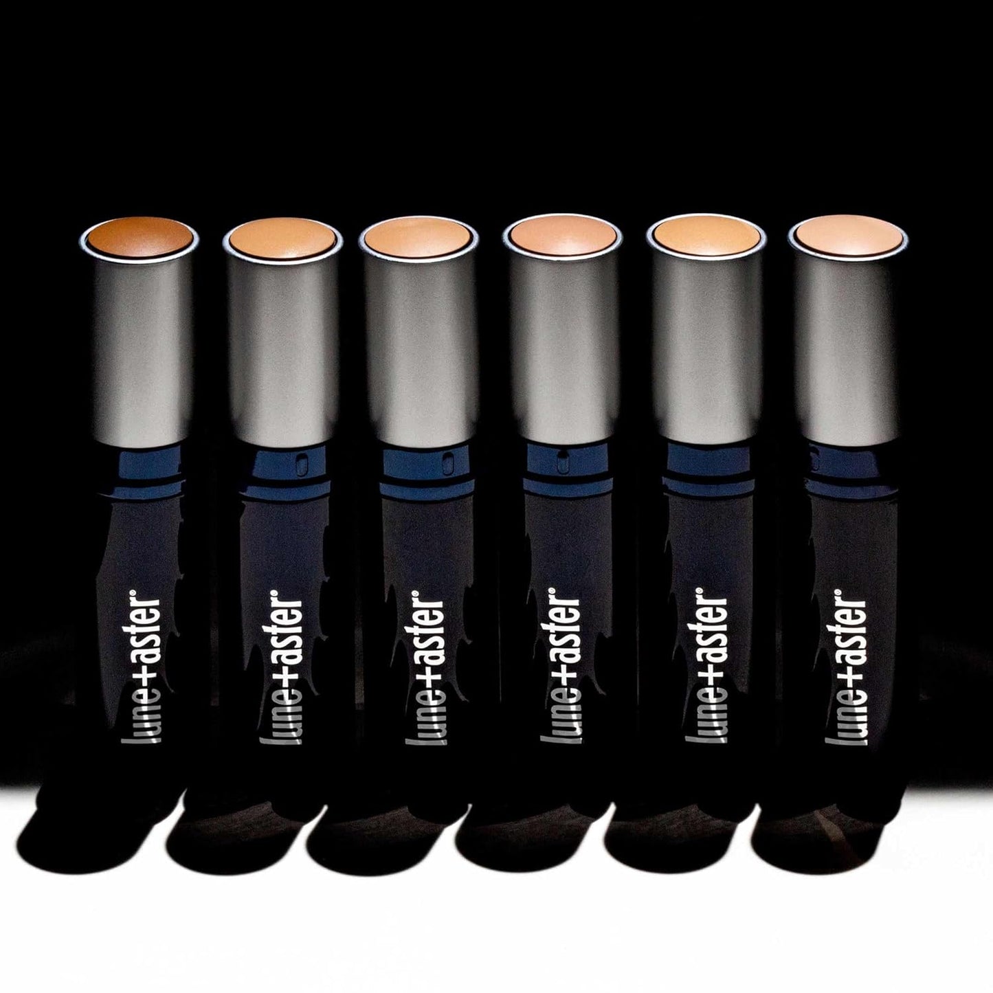 Lune+Aster Dawn to Dusk Foundation Stick - Porcelain - A cream foundation stick infused with good-for-you ingredients that delivers long-lasting, undetectable coverage for a flawless complexion