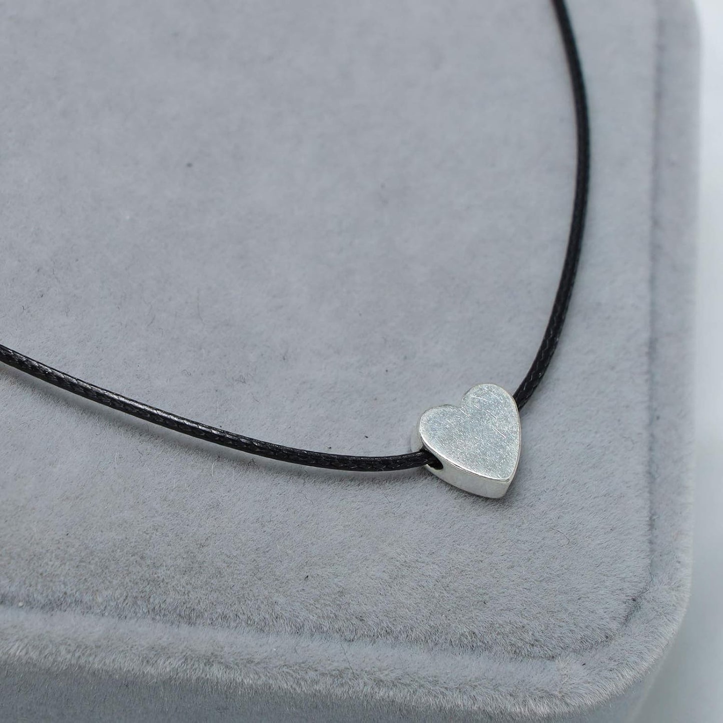 Fashion Silver Tiny Love Choker Necklace Chain Dainty Leather Collar Short Necklace Punk Charm Jewelry for Women and Girls